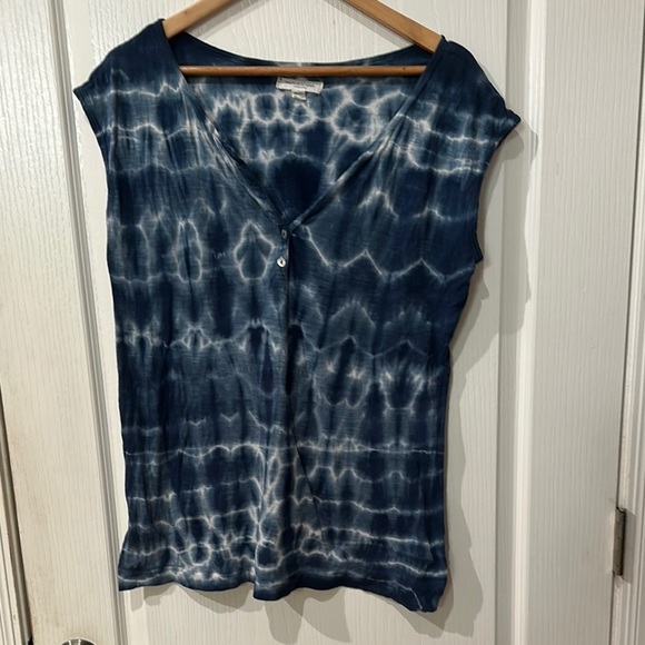 beachlunchlounge Tops - Beach, lunch, lounge, size medium Tie-Dye Blue Top